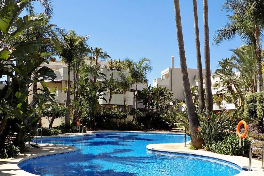 Fuente Aloha Apartment Marbella Exterior foto